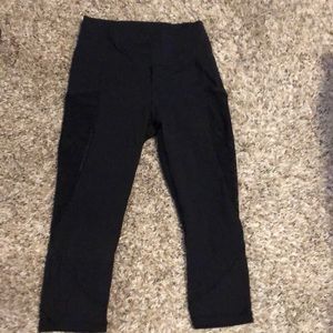 lululemon cropped leggings size 2